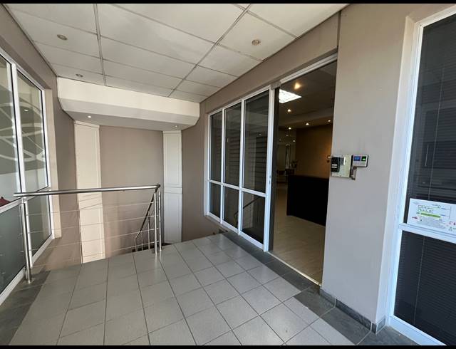 182M² OFFICE FOR SALE IN UMHLANGA RIDGE